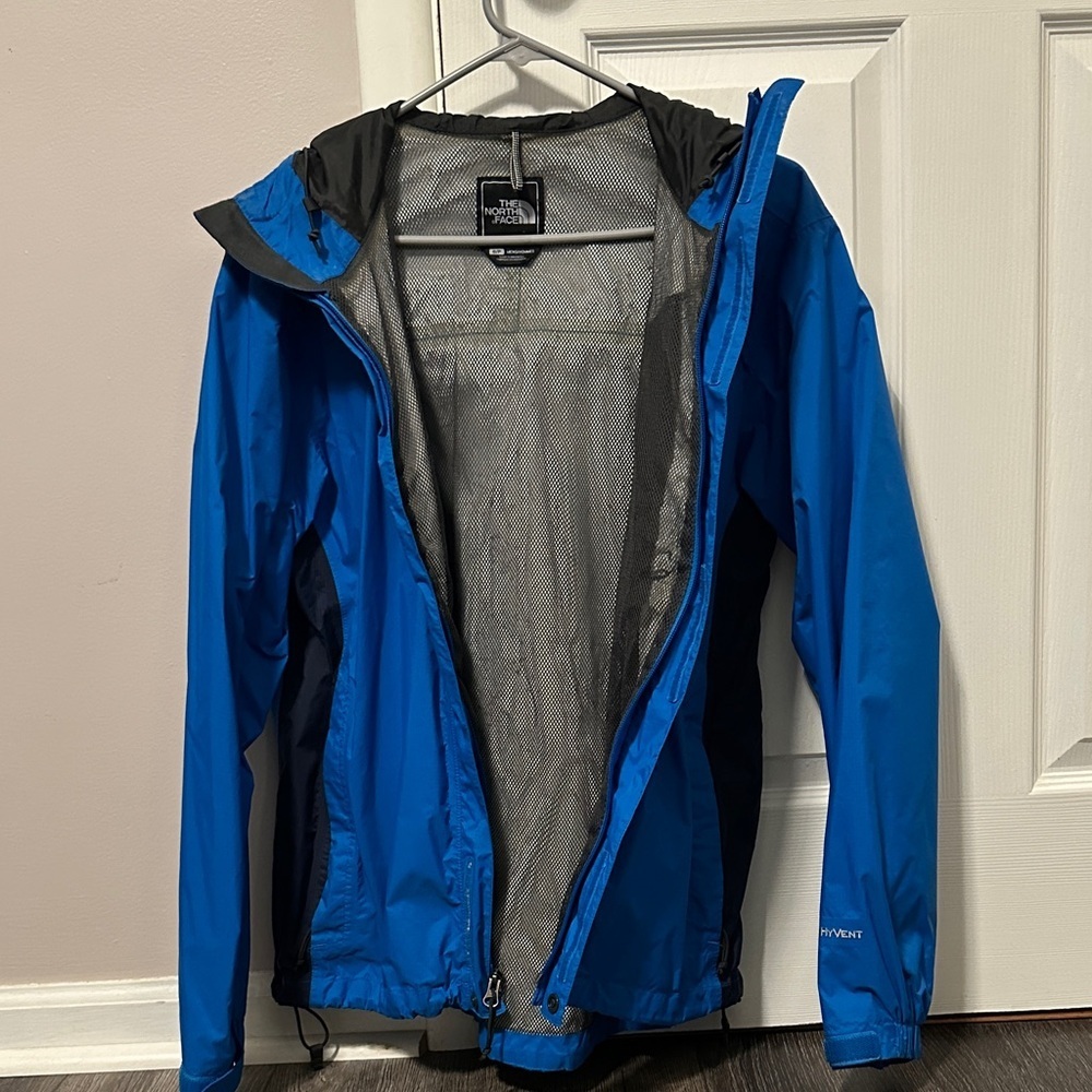 The North Face Men's Vibrant Blue Raincoat - Picture 4 of 4